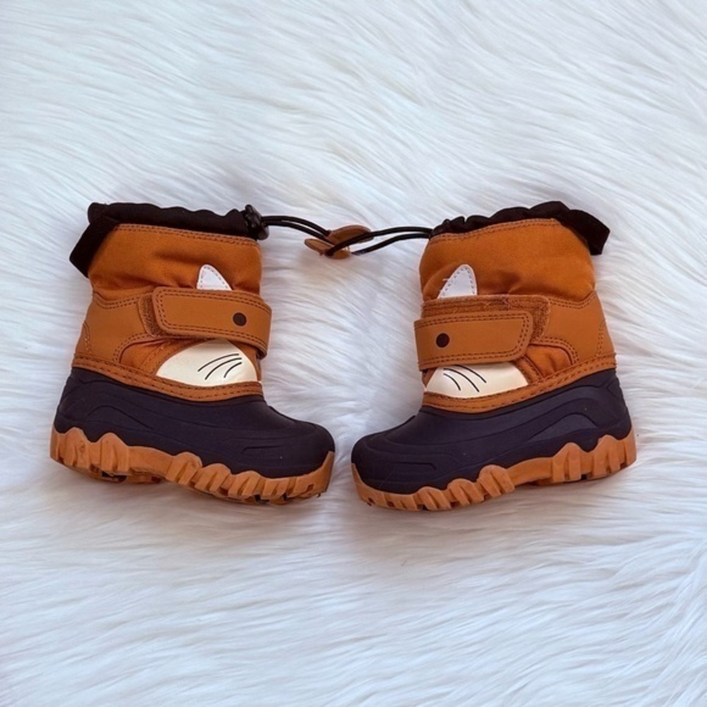 Thermolite Kids Brown and Black Snow Boots